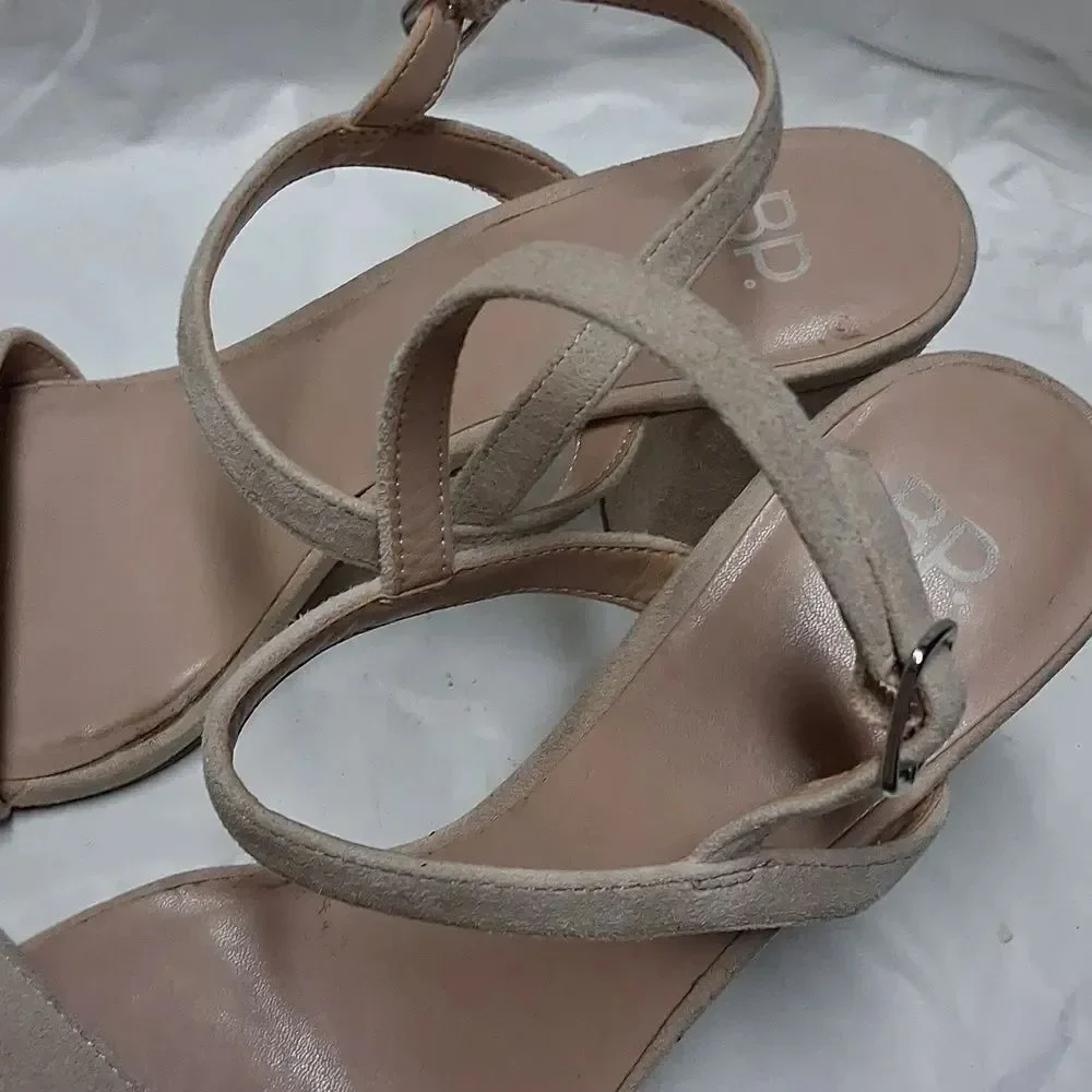 BP. Classic Nude Block Heel Sandals with Ankle Strap Size 8 Preowned